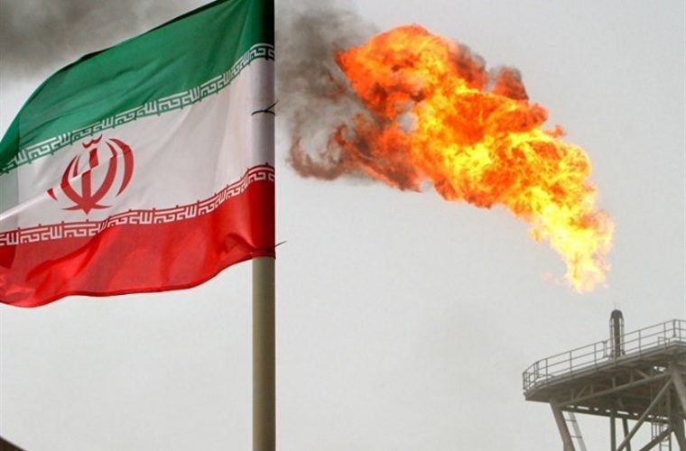 بلومبرگ: واردات نفت چین از ایران به ۸۵۶ هزار بشکه در روز می‌رسد
