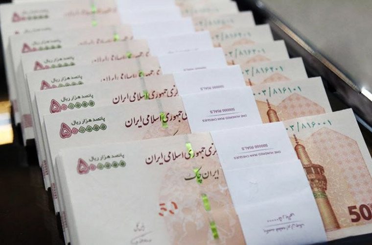 پیشنهاد افزایش حقوق کارکنان و بازنشستگان لشکری و کشوری توسط دولت