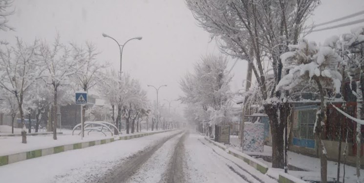 هواشناسی ایران ۱۴۰۱/۱۰/۲۱؛ بارش برف و باران در ۱۴ استان/ هشدار کولاک و یخبندان در ۸ استان